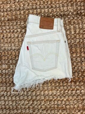 Levi's Rib Cage Denim Short in white denim